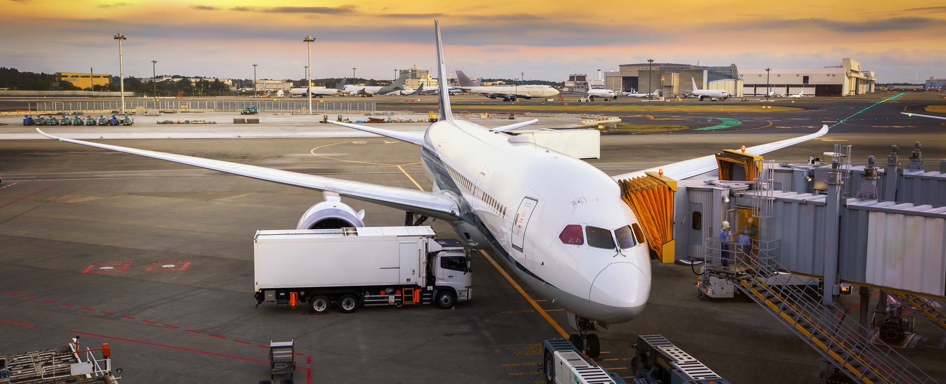 Case 1: Parking and refueling management system at airport