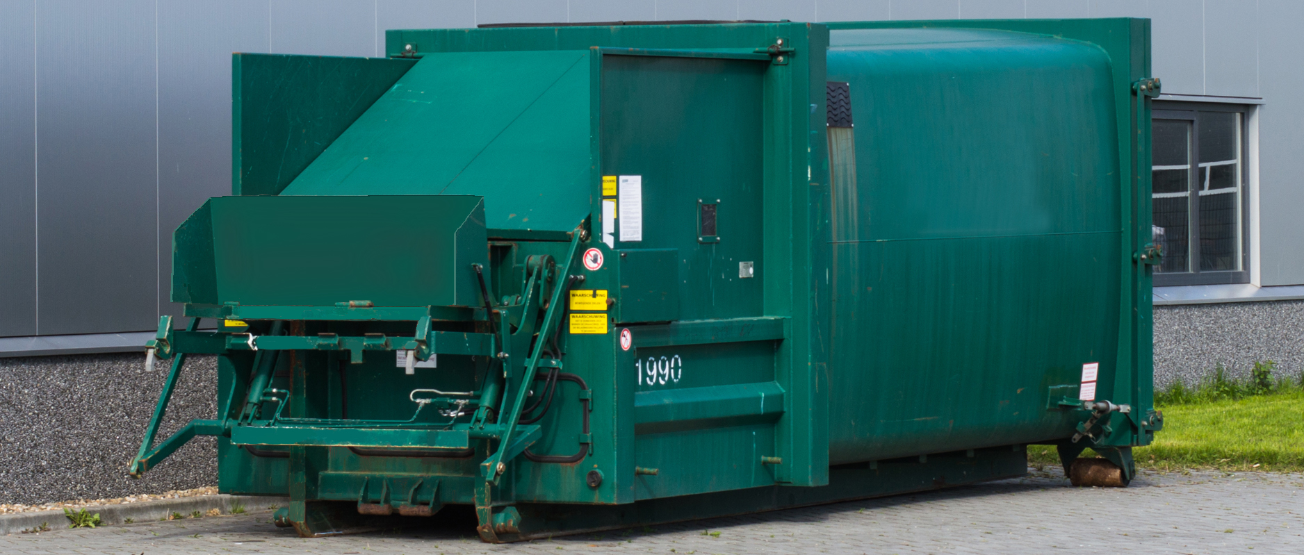 Case 2: Waste compactor at shopping mall